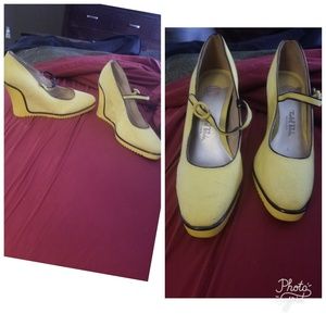 Yellow wedged heels